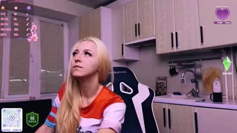 Snapshot of space_danger chatting on 14, 10, 2025 space danger online show from 14, 10, 2025