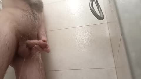 Snapshot of spacecraft_janitor chatting on 16, 12, 2025 spacecraft_janitor online show from 16, 12, 2025