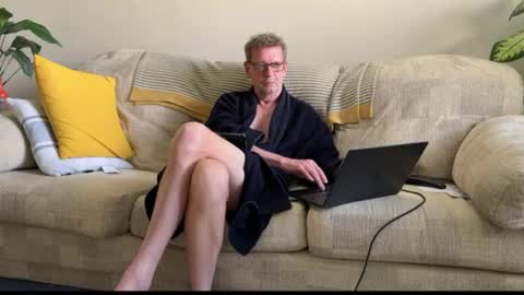 spaceman_fun online show from 10, 6, 2026