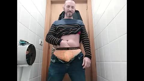 Snapshot of spanishharddick chatting on 6, 2, 2025 Manu online show from 6, 2, 2025