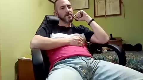 Snapshot of spanishharddick chatting on 10, 2, 2025 Manu online show from 10, 2, 2025