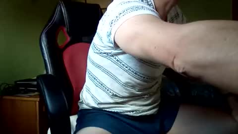 Snapshot of spanishharddick chatting on 9, 9, 2025 Manu online show from 9, 9, 2025