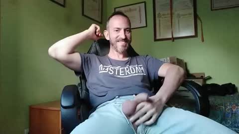 Snapshot of spanishharddick chatting on 5, 10, 2025 Manu online show from 5, 10, 2025