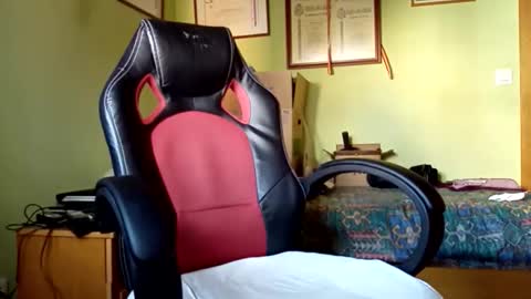 Snapshot of spanishharddick chatting on 10, 10, 2025 Manu online show from 10, 10, 2025