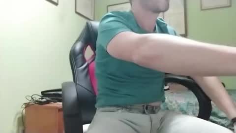 Snapshot of spanishharddick chatting on 19, 11, 2025 Manu online show from 19, 11, 2025