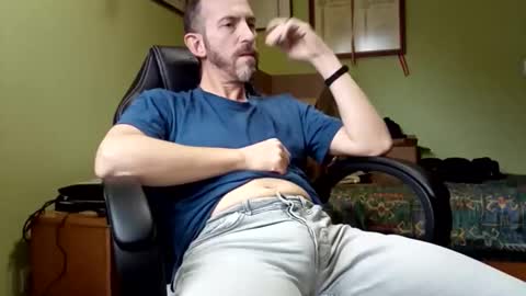 Snapshot of spanishharddick chatting on 4, 12, 2025 Manu online show from 4, 12, 2025