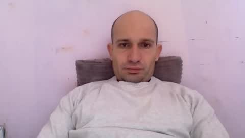 Snaiky online show from 5, 1, 2025