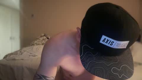 Snapshot of sparker1169 chatting on 31, 12, 2024 Dad online show from 31, 12, 2024