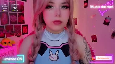  SparkleMona  online show from 4, 3, 2025