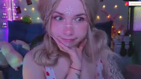 Snapshot of sparklemona chatting on 24, 7, 2026 SparkleMona online show from 24, 7, 2026