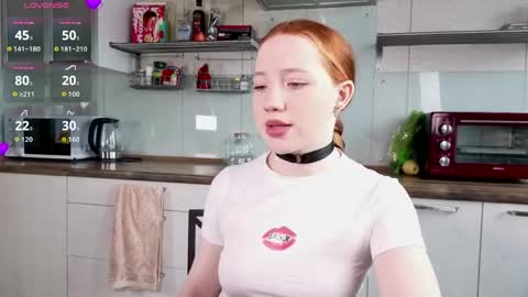 Snapshot of sparky_fox chatting on 19, 5, 2026 Nika online show from 19, 5, 2026