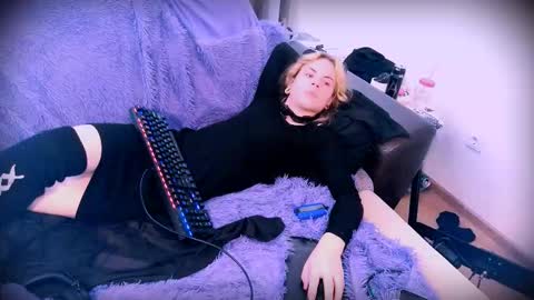 sparkyferret online show from 1, 10, 2025