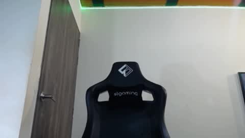     online show from 5, 2, 2025