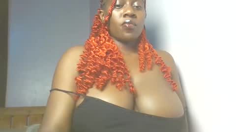 Snapshot of spicy_cherrie chatting on 7, 4, 2026 cherrie online show from 7, 4, 2026