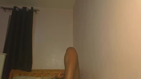 Snapshot of spicy_cherrie chatting on 27, 4, 2026 cherrie online show from 27, 4, 2026