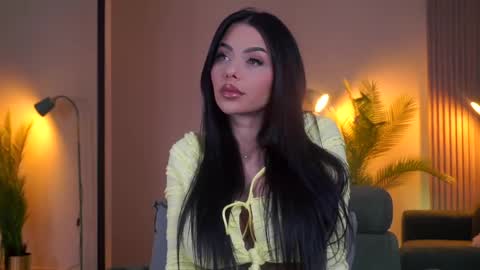 Spicy Maple online show from 22, 4, 2026