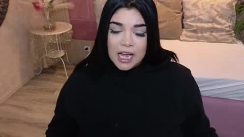 spicycarlaxx online show from 5, 2, 2026