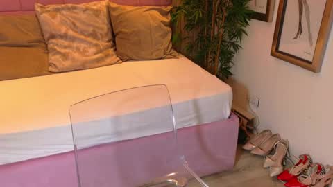 spicycarlaxx online show from 25, 3, 2026