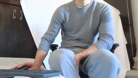 Snapshot of spider_0090 chatting on 7, 10, 2025 Marco. When Im offline you can view premium content in bio online show from 7, 10, 2025