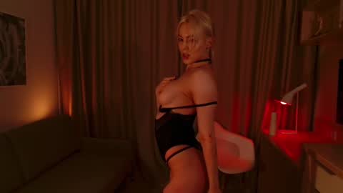 Elizabeth online show from 27, 12, 2024