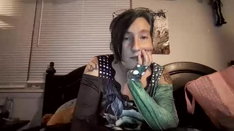 Snapshot of spookyqueen69 chatting on 3, 11, 2025 Kova online show from 3, 11, 2025