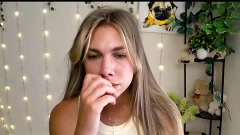 Karina online show from 11, 6, 2026