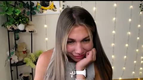 Karina online show from 15, 6, 2026