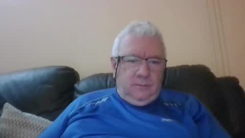 Snapshot of springtine chatting on 15, 5, 2026 springtine online show from 15, 5, 2026