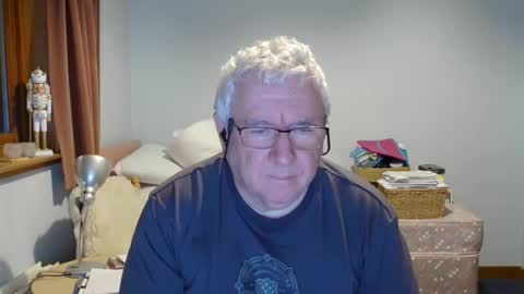 Snapshot of springtine chatting on 8, 6, 2026 springtine online show from 8, 6, 2026