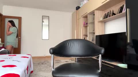 My name is Maya Lush is activeThere are legends that in this room all your wishes can come true  Private is Open online show from 21, 4, 2026