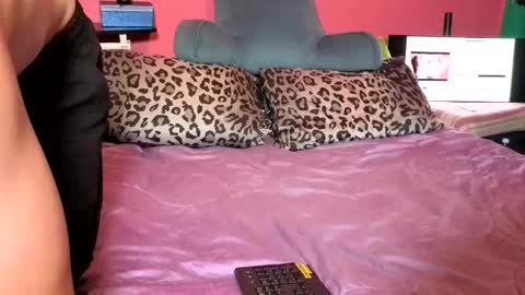 Snapshot of squirtwerps chatting on 3, 6, 2026 CoupleOfSquirtS online show from 3, 6, 2026