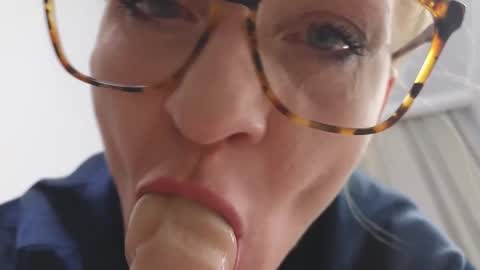 Alisa online show from 8, 3, 2026