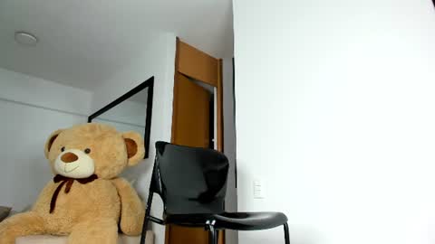 Snapshot of sr_smit_hot chatting on 24, 7, 2026 ANDR online show from 24, 7, 2026