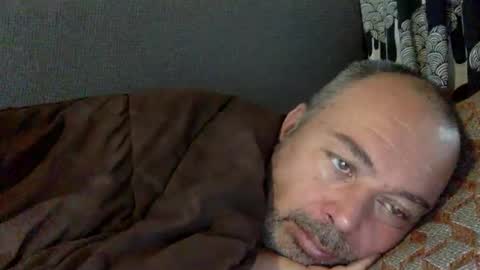 Snapshot of srekos38 chatting on 3, 12, 2024 srekos38 online show from 3, 12, 2024