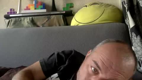 Snapshot of srekos38 chatting on 18, 12, 2024 srekos38 online show from 18, 12, 2024