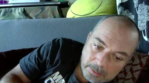 Snapshot of srekos38 chatting on 21, 12, 2024 srekos38 online show from 21, 12, 2024