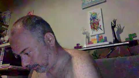 Snapshot of srekos38 chatting on 27, 12, 2024 srekos38 online show from 27, 12, 2024