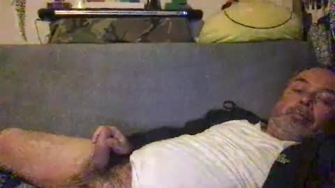 Snapshot of srekos38 chatting on 23, 12, 2025 srekos38 online show from 23, 12, 2025