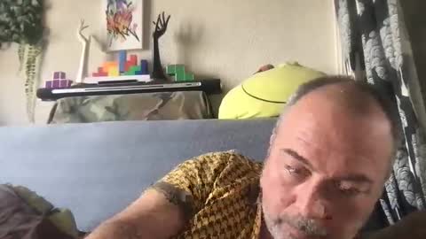 Snapshot of srekos38 chatting on 5, 3, 2026 srekos38 online show from 5, 3, 2026