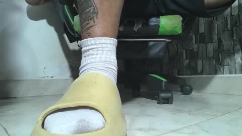 sr master cum its my old account online show from 20, 12, 2025