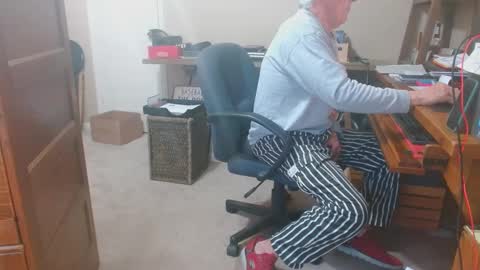 Snapshot of srtxshow chatting on 5, 3, 2025 srtxshow online show from 5, 3, 2025