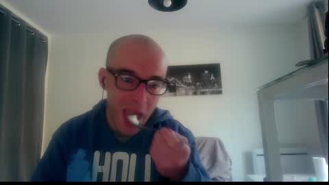 Snapshot of ssenzo chatting on 26, 12, 2024 ssenzo online show from 26, 12, 2024