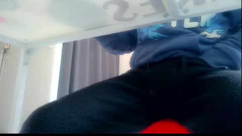 Snapshot of ssenzo chatting on 5, 1, 2025 ssenzo online show from 5, 1, 2025