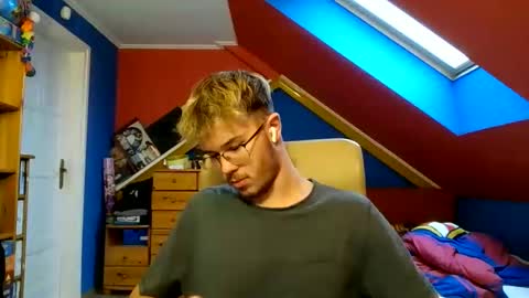 Snapshot of st1eve chatting on 14, 12, 2025 st1eve online show from 14, 12, 2025