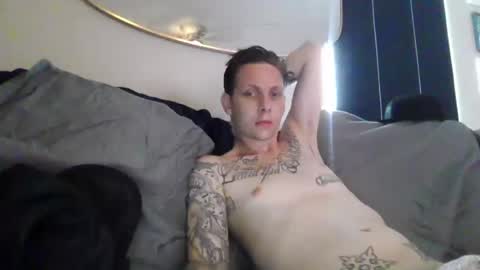 Snapshot of st3v3n_matt143 chatting on 12, 6, 2026 BI TATTED GUYS CHILLN online show from 12, 6, 2026