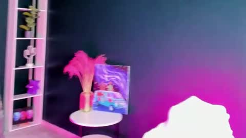 Stormy online show from 8, 7, 2026