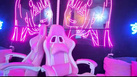 staarlightt online show from 13, 10, 2025