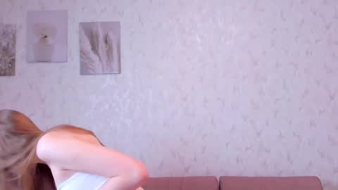 Lia online show from 1, 3, 2025