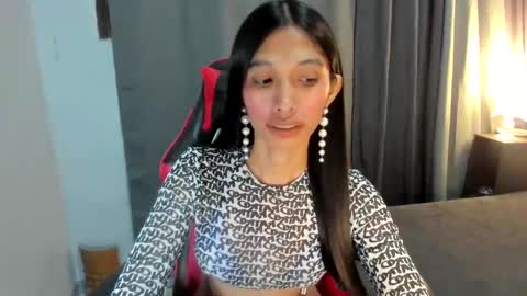 staceycummer online show from 19, 2, 2025