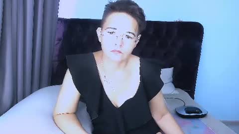 Snapshot of staceydarling chatting on 27, 7, 2026 staceydarling online show from 27, 7, 2026